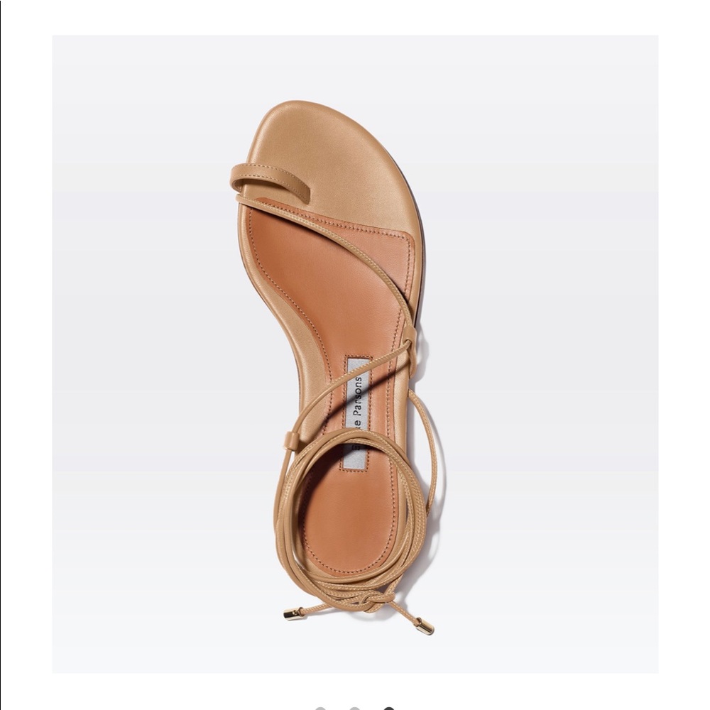 ISO Emme Parsons Susan Sandal 37 black or tan